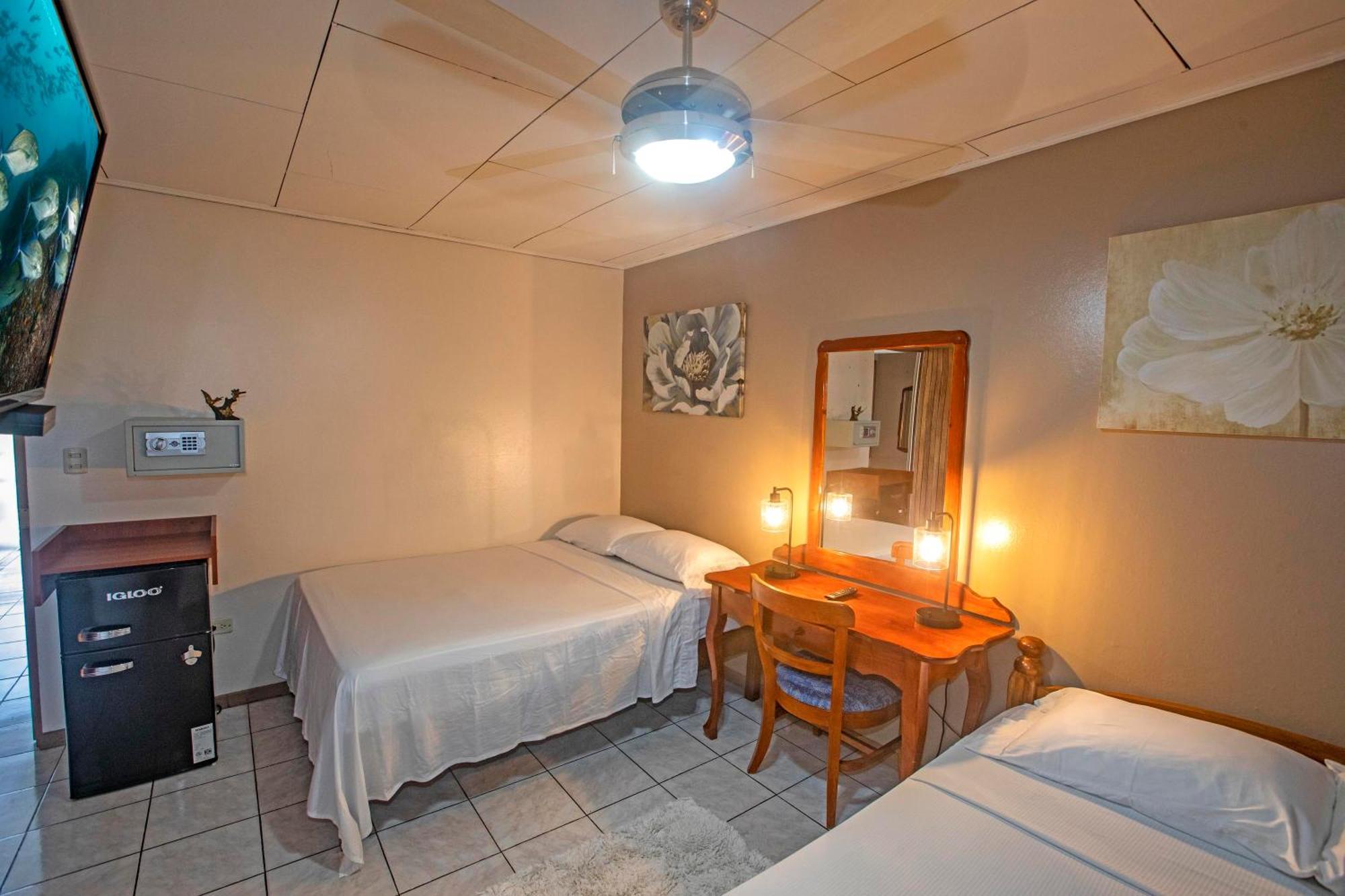 Hotel Laura'S House Coco Dış mekan fotoğraf